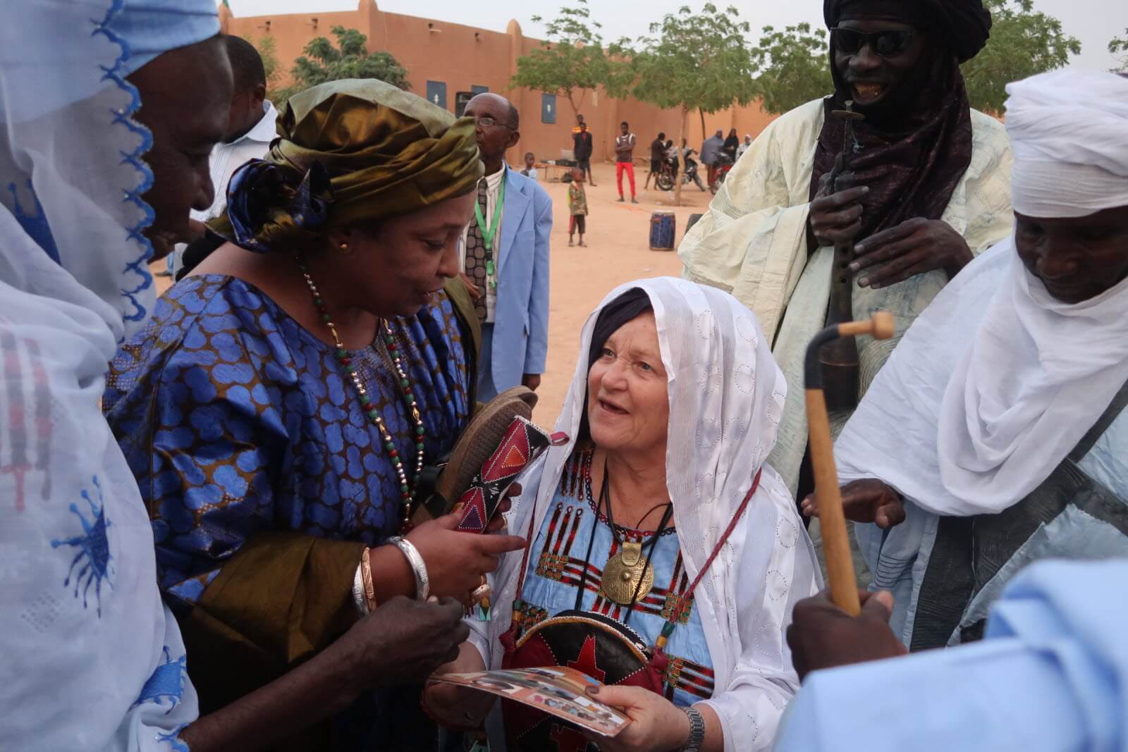 Christel Pernet reconnue Tambara au sein des groupes Nigériens